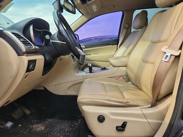 2014 JEEP CHEROKEE Limited — DENT