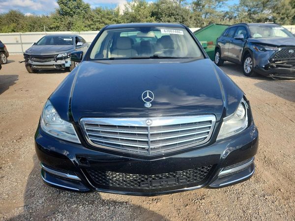 2013 MERCEDES-BENZ C