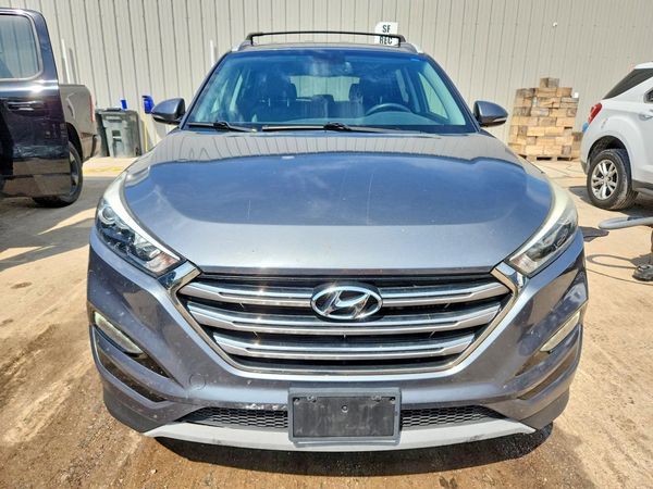 2017 HYUNDAI TUCSON