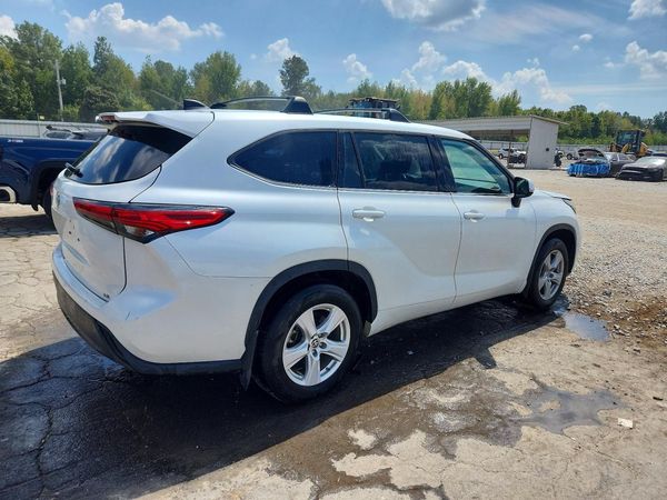 2022 TOYOTA HIGHLANDER