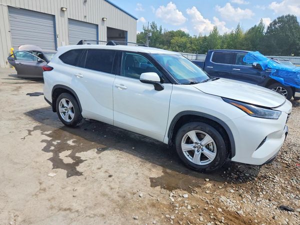 2022 TOYOTA HIGHLANDER