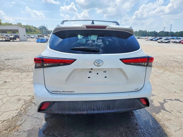 2022 TOYOTA HIGHLANDER