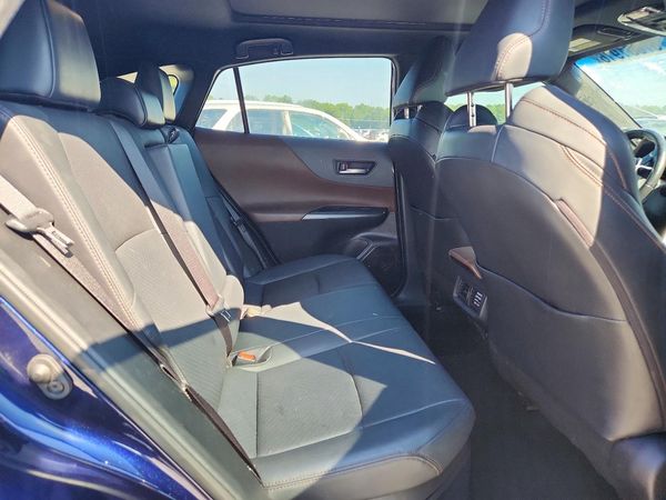 2021 TOYOTA VENZA