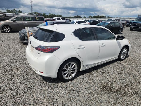 2013 LEXUS CT 200h