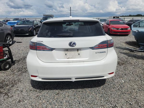2013 LEXUS CT 200h
