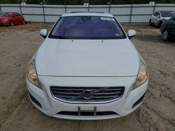2013 VOLVO S60