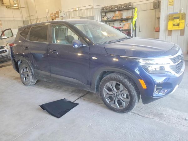 2026 KIA SELTOS LX