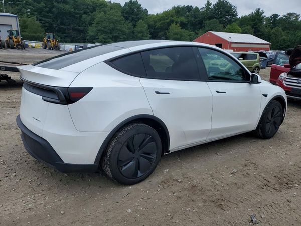 2026 TESLA MODEL Y