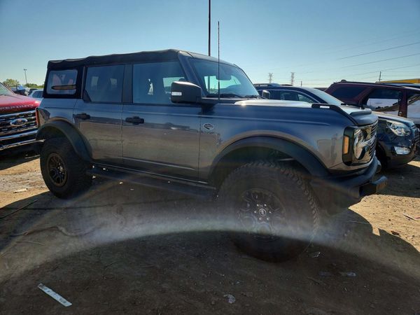 2022 FORD BRONCO