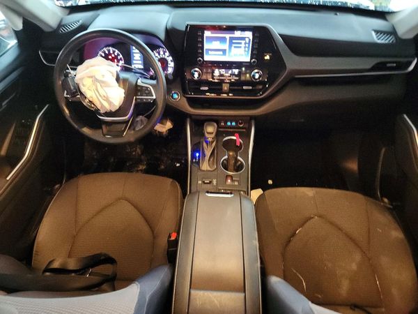2022 TOYOTA HIGHLANDER L