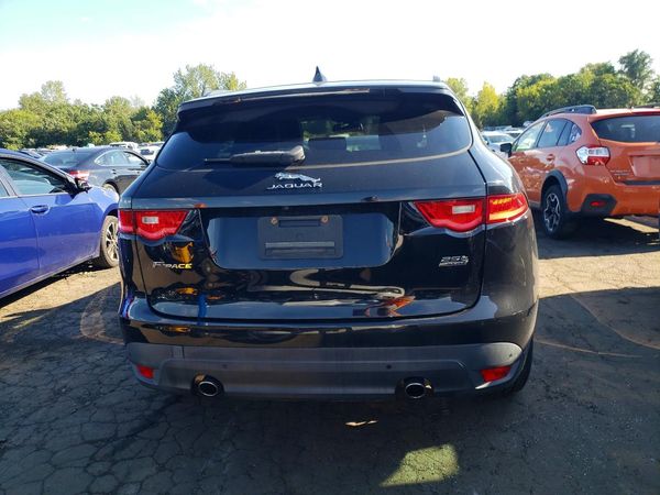 2018 JAGUAR F-PACE