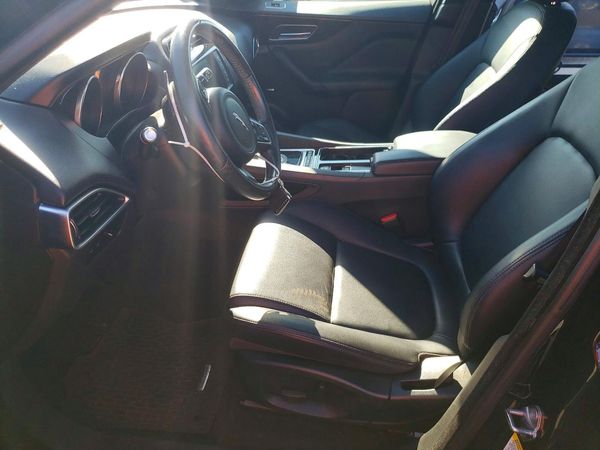 2018 JAGUAR F-PACE