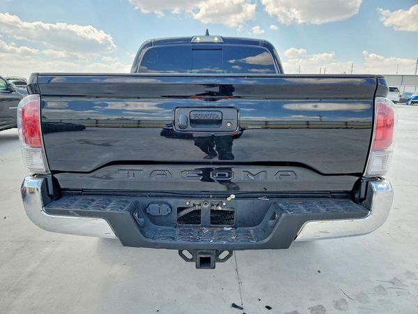 2021 TOYOTA TACOMA SR5