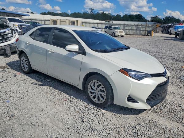 2017 TOYOTA COROLLA