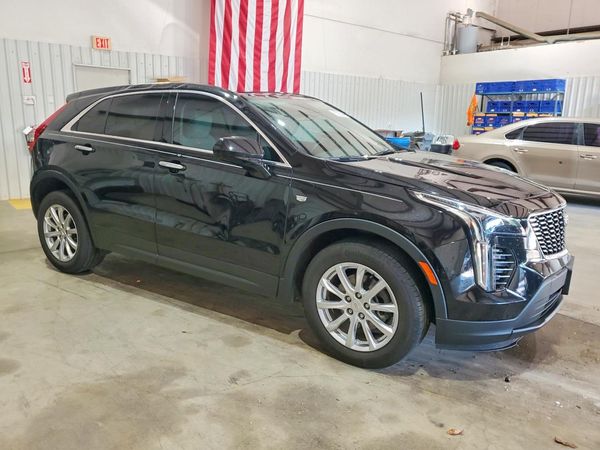 2023 CADILLAC XT4 Luxury