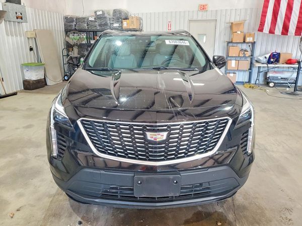2023 CADILLAC XT4 Luxury
