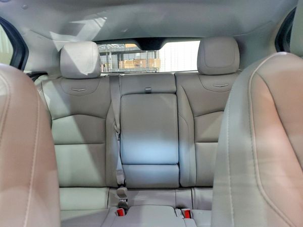 2023 CADILLAC XT4 Luxury