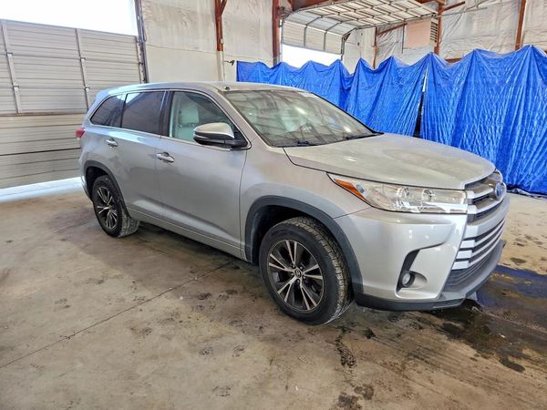 2018 TOYOTA HIGHLANDER
