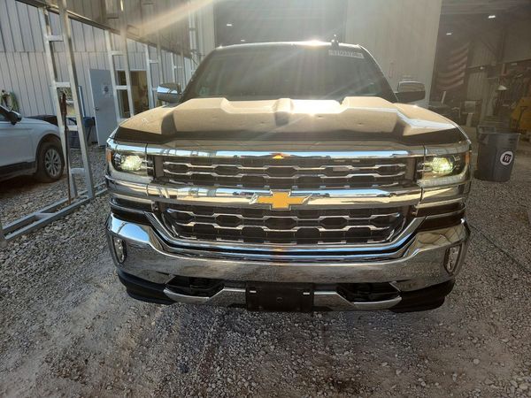 2018 CHEVROLET SILVERADO LTZ