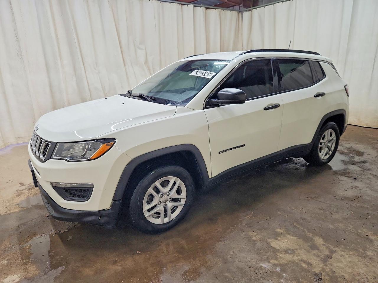 2021 JEEP COMPASS Sport — Front 3/4
