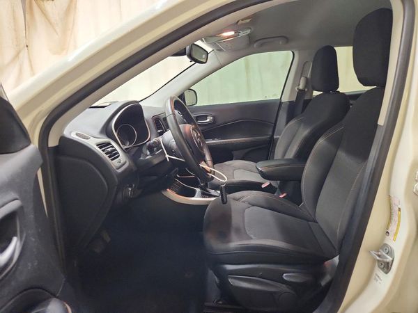 2021 JEEP COMPASS Sport — DENT