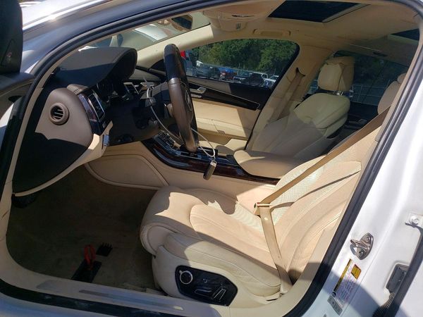 2014 AUDI A8
