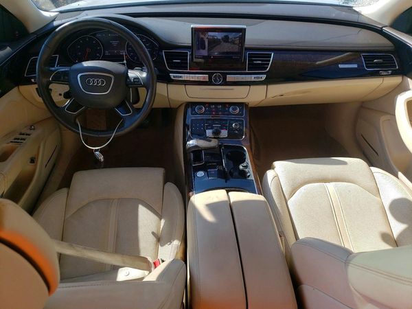 2014 AUDI A8