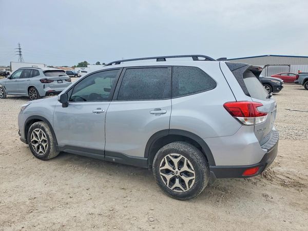 2024 SUBARU FORESTER