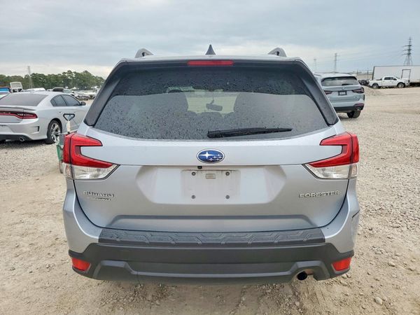 2024 SUBARU FORESTER