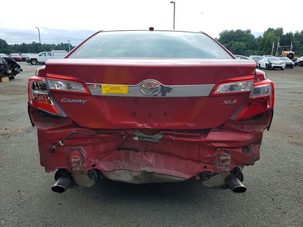 2012 TOYOTA CAMRY
