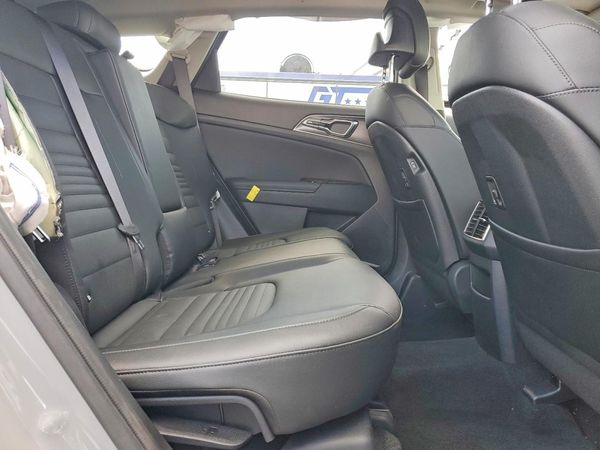 2025 KIA SPORTAGE