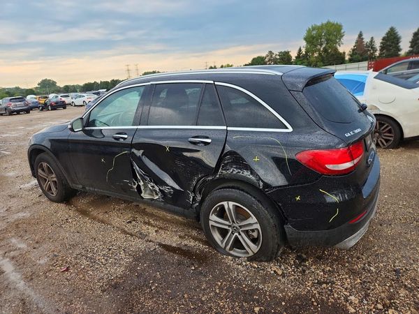 2018 MERCEDES-BENZ GLC