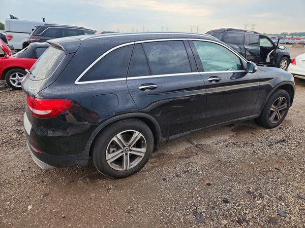 2018 MERCEDES-BENZ GLC
