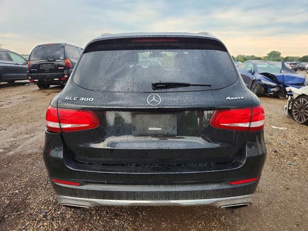 2018 MERCEDES-BENZ GLC