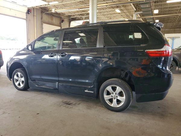 2015 TOYOTA SIENNA — DSRA