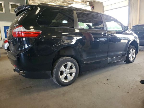 2015 TOYOTA SIENNA — PSRA