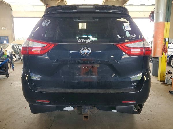 2015 TOYOTA SIENNA — DIRR