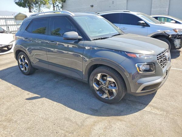 2025 HYUNDAI VENUE SEL, Limited