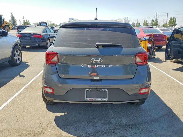 2025 HYUNDAI VENUE SEL, Limited