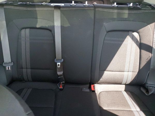 2025 HYUNDAI VENUE SEL, Limited