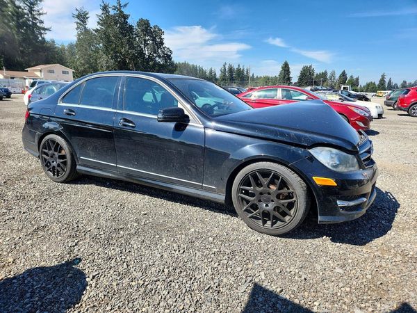 2014 MERCEDES-BENZ C C300 4 MATIC