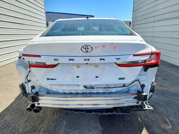 2026 TOYOTA CAMRY