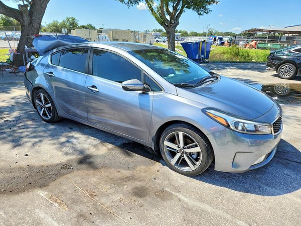 2017 KIA FORTE EX