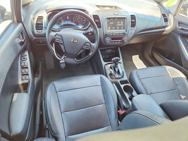 2017 KIA FORTE EX