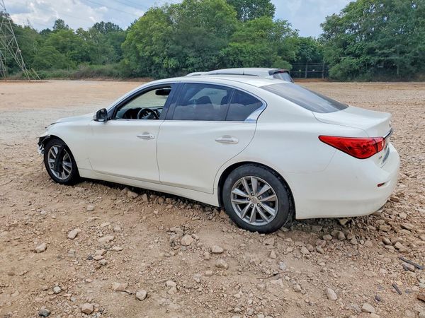 2016 INFINITI Q50