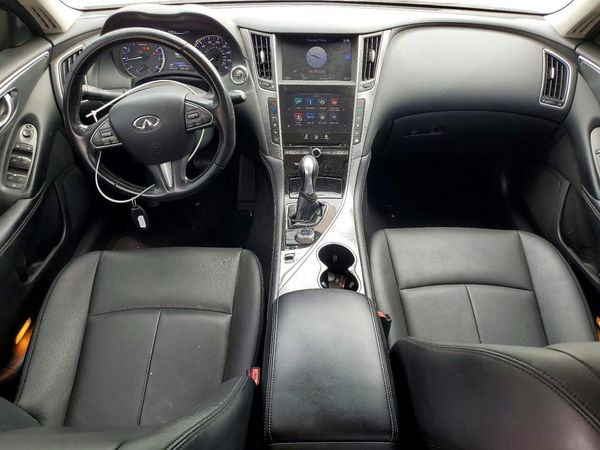2016 INFINITI Q50