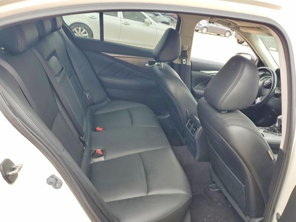 2016 INFINITI Q50