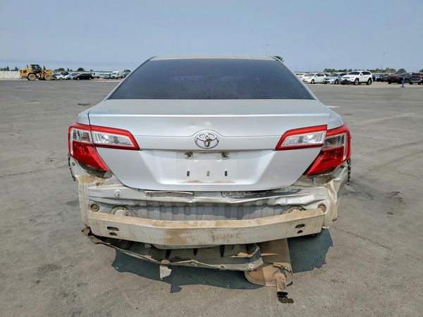 2012 TOYOTA CAMRY