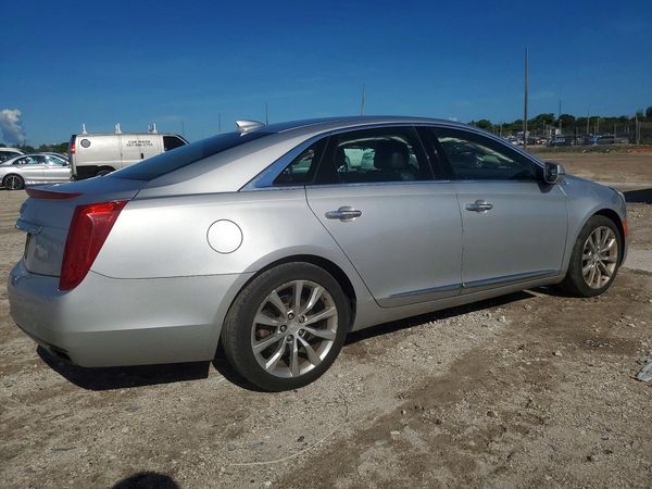 2017 CADILLAC XTS Luxury