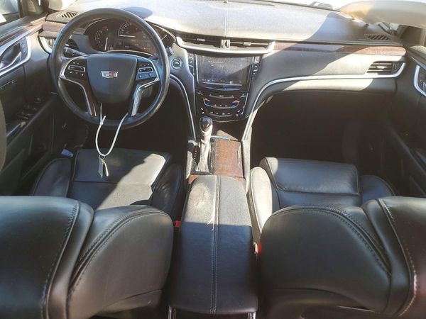2017 CADILLAC XTS Luxury